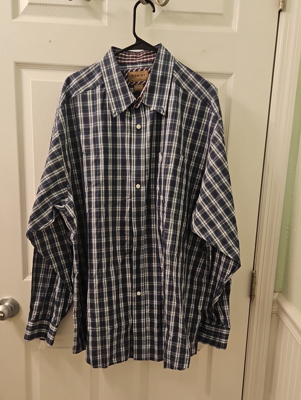 Ariat Men's Blue, Gray and White Plaid Button-Down Shirt